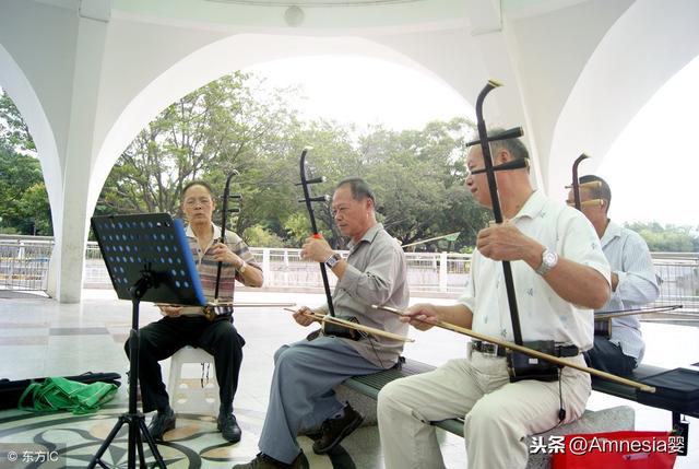 一把二胡拉断腰，二胡老师教你三天学会拉二胡（真的是一把二胡拉断腰啊）