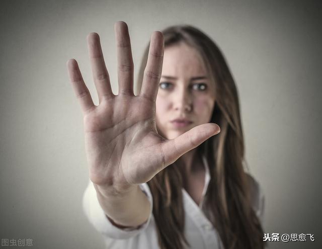 强势女人一般特点，强势的女人性格特征：唯我独尊