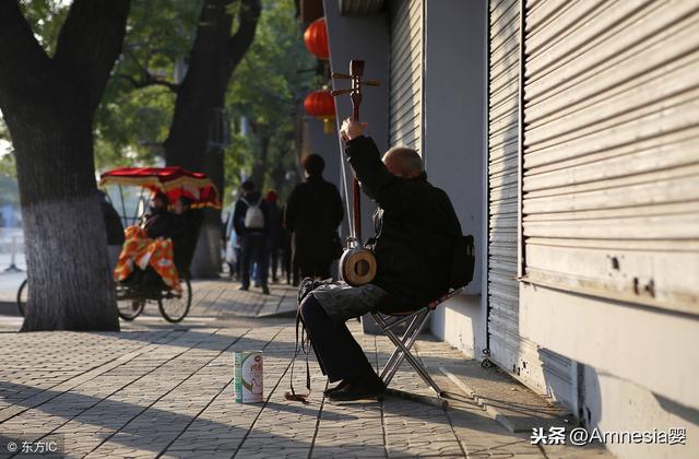 一把二胡拉断腰，二胡老师教你三天学会拉二胡（真的是一把二胡拉断腰啊）