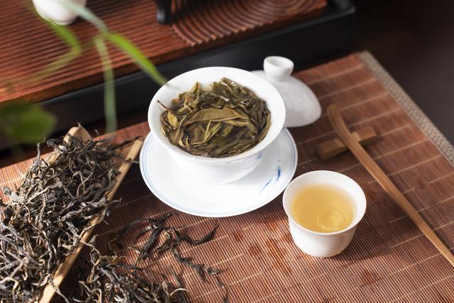 熟茶有哪些品种，普洱熟茶有哪几种（“生茶”和“熟茶”有啥区别）