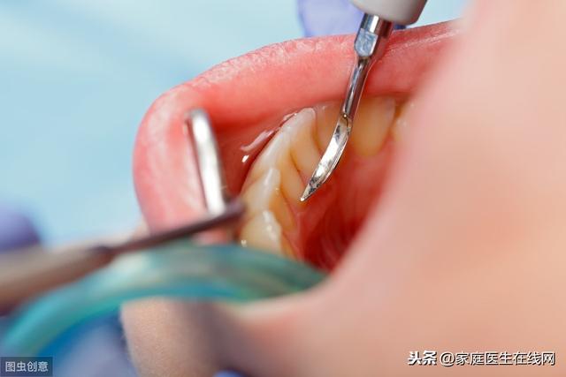 牙龈出血是缺少哪种维生素，牙龈出血是缺乏维生素吗（牙龈增生是缺了维生素吗）