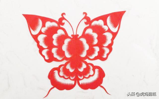 剪纸蝴蝶的半边画法，蝴蝶剪纸的图案画法（手工蝴蝶剪纸教程）