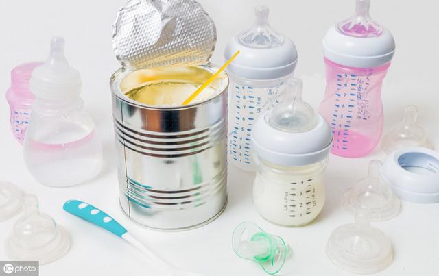 婴儿奶量标准表标准对照表，婴儿标准奶量对照表（1-30天的新生儿奶量标准）