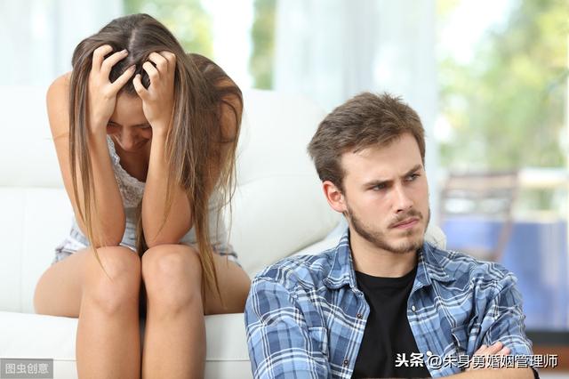 离婚不离家有多可怕，离婚不离家意味着什么（这个男子的做法）