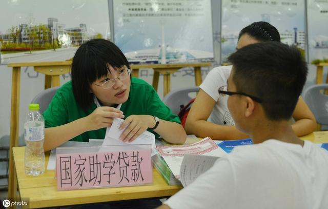 乐山师范学院贴吧，乐山师范学院在哪里（乐山师范学院怎么样！进来看）