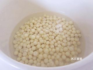 新鲜芡实怎么吃，带壳的新鲜芡实怎么吃（软糯糖水鸡头米）