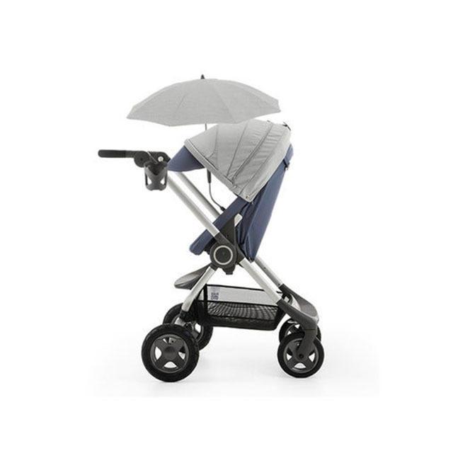 quinny婴儿推车折叠，这是给宝宝的第一辆座驾