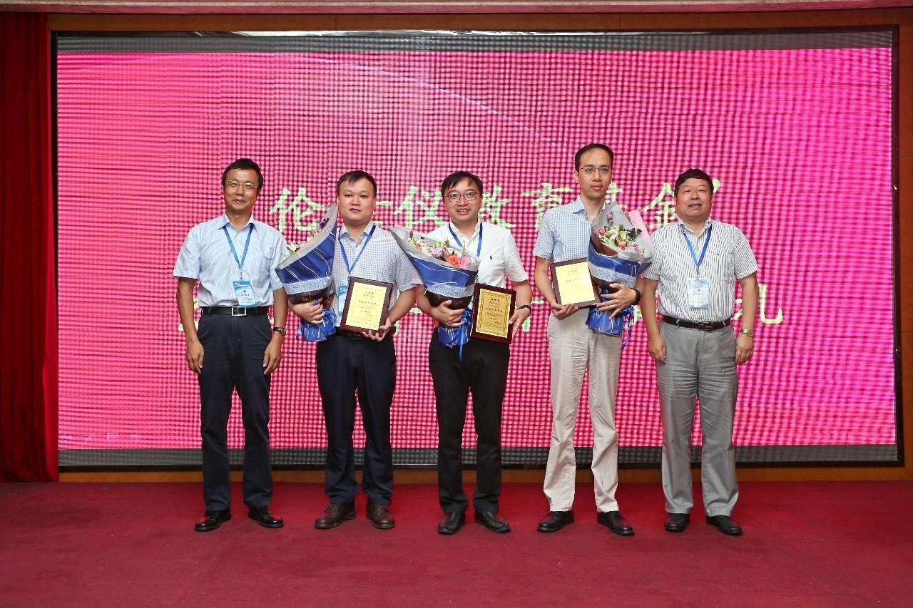 江南大学发酵工程，江南大学发酵工程研究生好考吗（“伦世仪教育基金”首奖３名杰出青年学者）