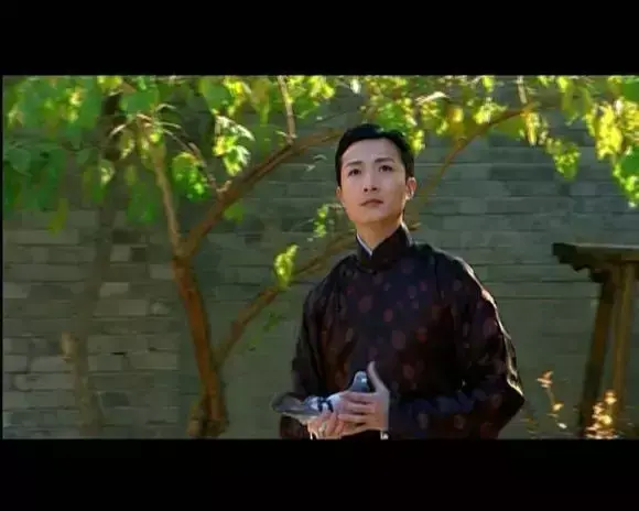 霸王别姬小豆子，霸王别姬小四为什么死了（演技甩小生小花几条街）