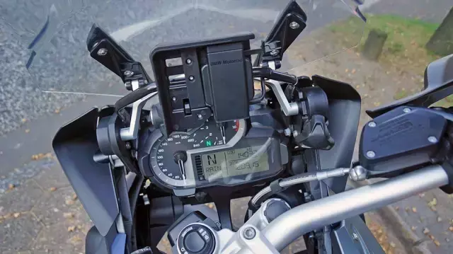 gs1200(宝马水鸟摩旅视频)