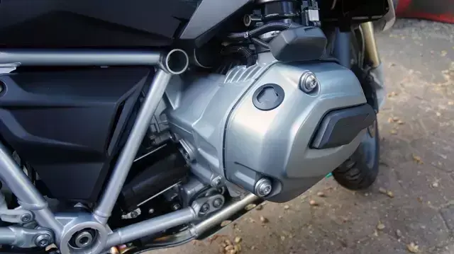 gs1200(宝马水鸟摩旅视频)