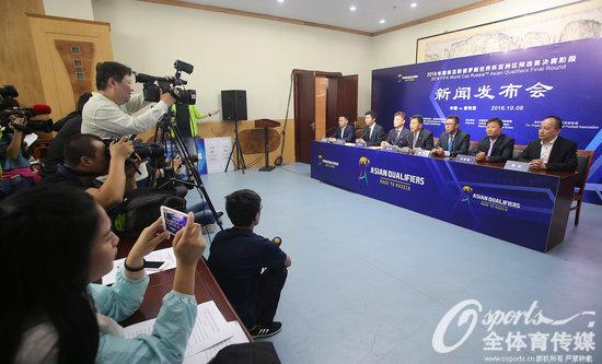 国足战叙利亚开赛在即 傅博：队伍准备情况良好
