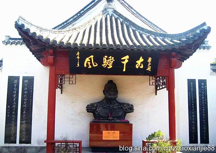 项羽乌江自刎在哪里，项羽自刎的乌江在哪里（西楚霸王项羽自刎之地乌江霸王祠）