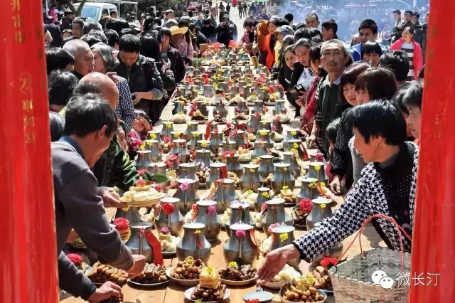 大型民间传统活动纪念闽王王审知 珨瑚公王，公太（“长汀十大经典民俗活动”投票评选开始啦）