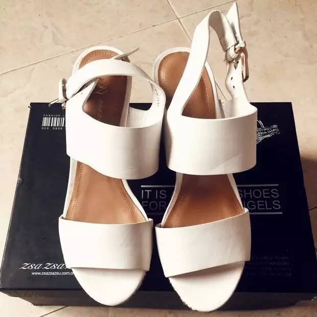 Achette雅氏女鞋怎样辨别真假，好看不磨脚、走路不累人的高跟鞋看这里