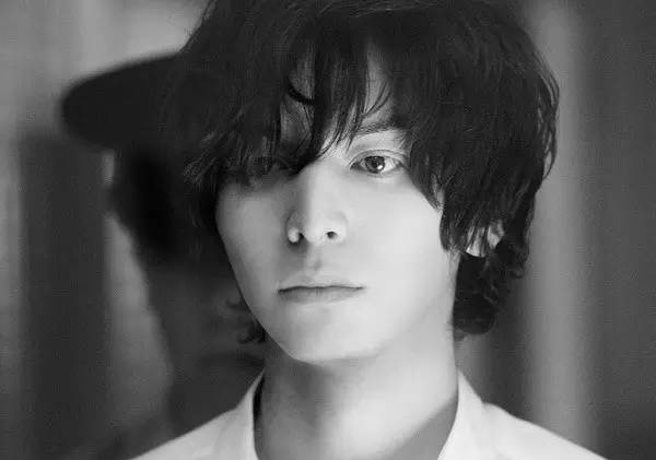 开门,霓虹国的老公来找你了