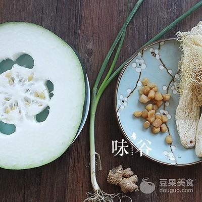 冬瓜干贝汤的做法，干贝冬瓜汤家常做法（鲜美清爽的竹荪干贝冬瓜汤）