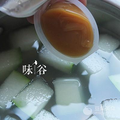 冬瓜干贝汤的做法，干贝冬瓜汤家常做法（鲜美清爽的竹荪干贝冬瓜汤）