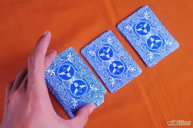 一学就会的纸牌魔术：变四张A，一学就会的纸牌魔术（一分钟教会你经典的扑克魔术）