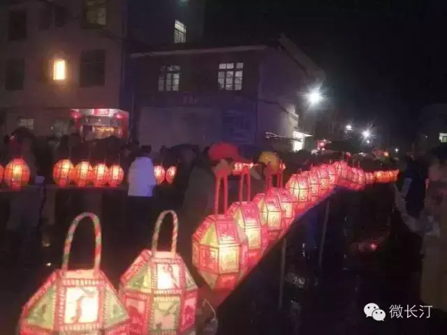 大型民间传统活动纪念闽王王审知 珨瑚公王，公太（“长汀十大经典民俗活动”投票评选开始啦）