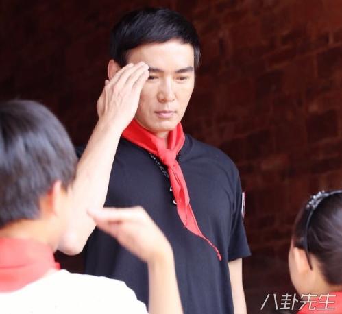 泪痕剑的演员，泪痕剑的演员是谁（却遭遇王宝强一样的悲剧）