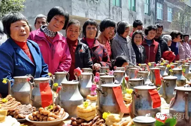 大型民间传统活动纪念闽王王审知 珨瑚公王，公太（“长汀十大经典民俗活动”投票评选开始啦）