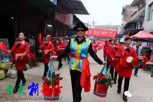 大型民间传统活动纪念闽王王审知 珨瑚公王，公太（“长汀十大经典民俗活动”投票评选开始啦）