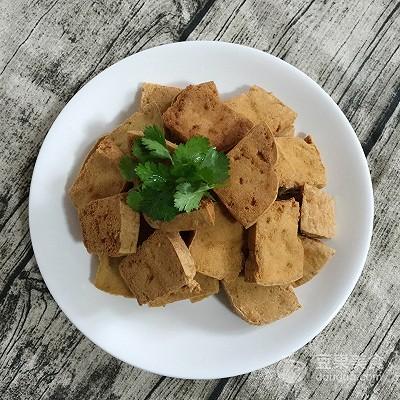 河南臭豆腐的腌制方法，20分钟快速自制臭豆腐