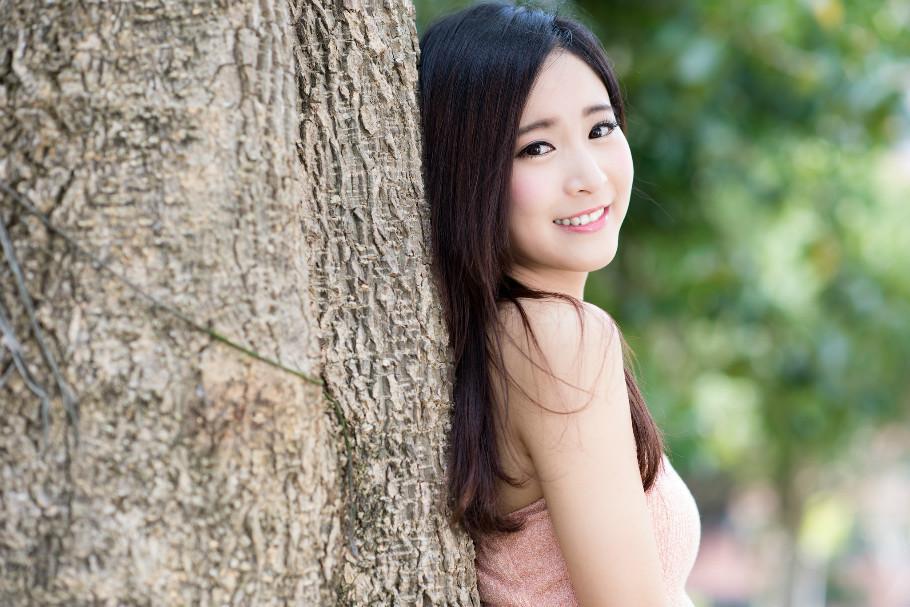 台湾网拍模特 小洁，淘宝兼职模特一天一般多少钱（靓时尚--台大美女孟洁）