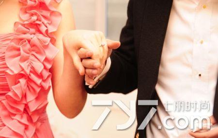 伴手礼是什么意思，公司伴手礼是什么意思（结婚伴手礼是什么意思）