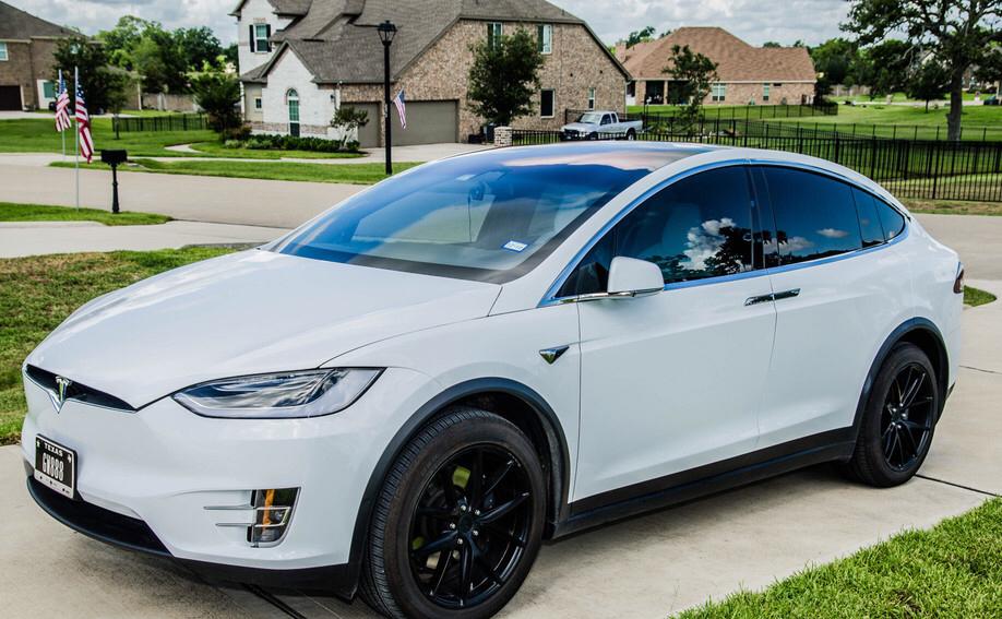 特斯拉model x 3万英里使用心得提车到现在一年半也没