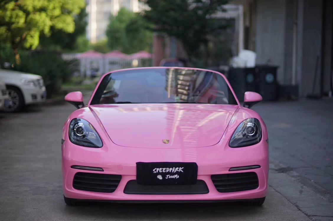 保时捷718全车改色樱语粉,又是一年粉色季_汽车改色贴膜_懂车帝