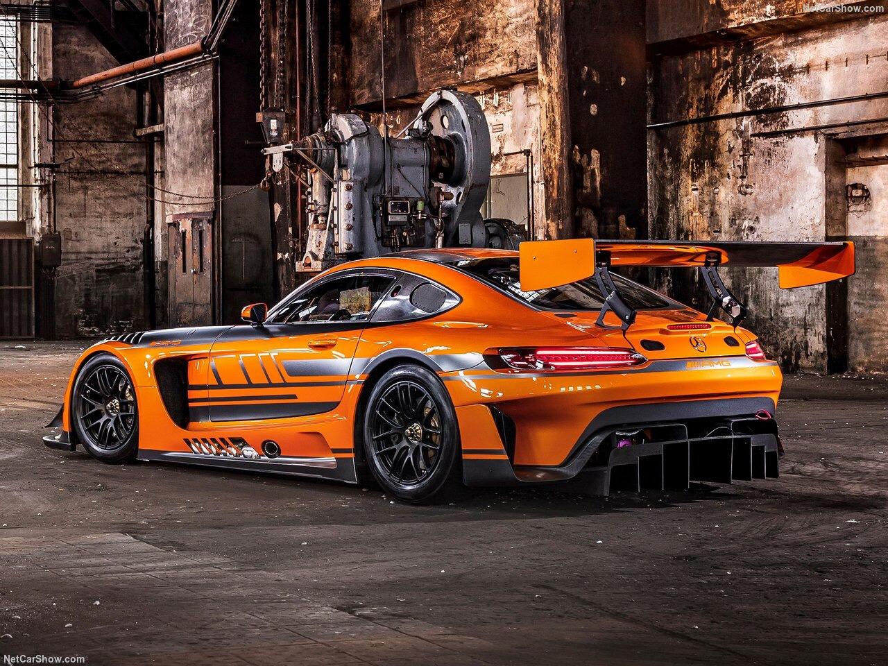 全新mercedes-benz amg gt3赛车,霸气又能