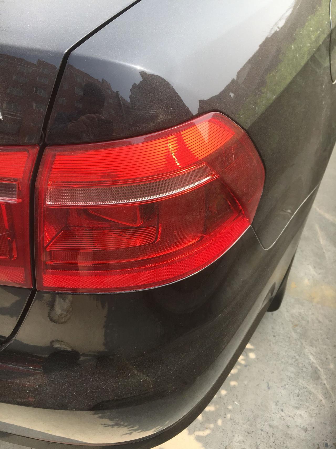 这个是朗逸的后尾灯带转向灯看着就是好看