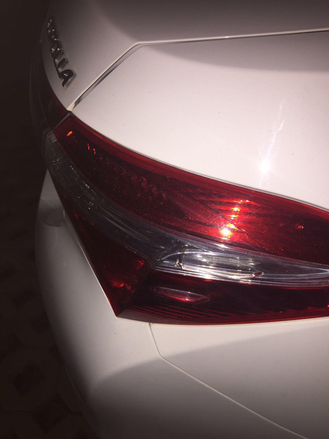 大家可以看一下,这是卡罗拉车的车尾灯_卡罗拉车友圈_懂车帝