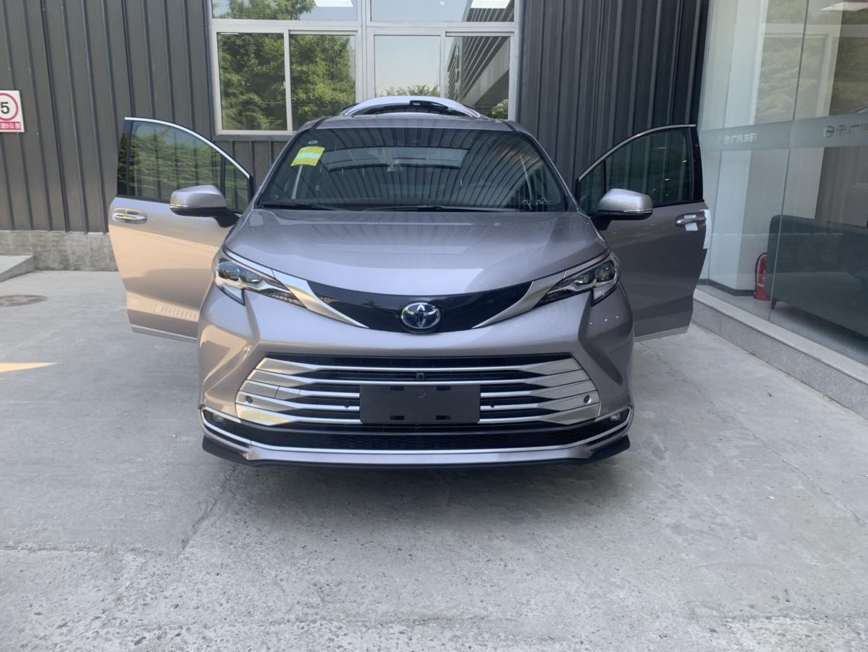 历史三个月喜提赛那铂金钛灰银