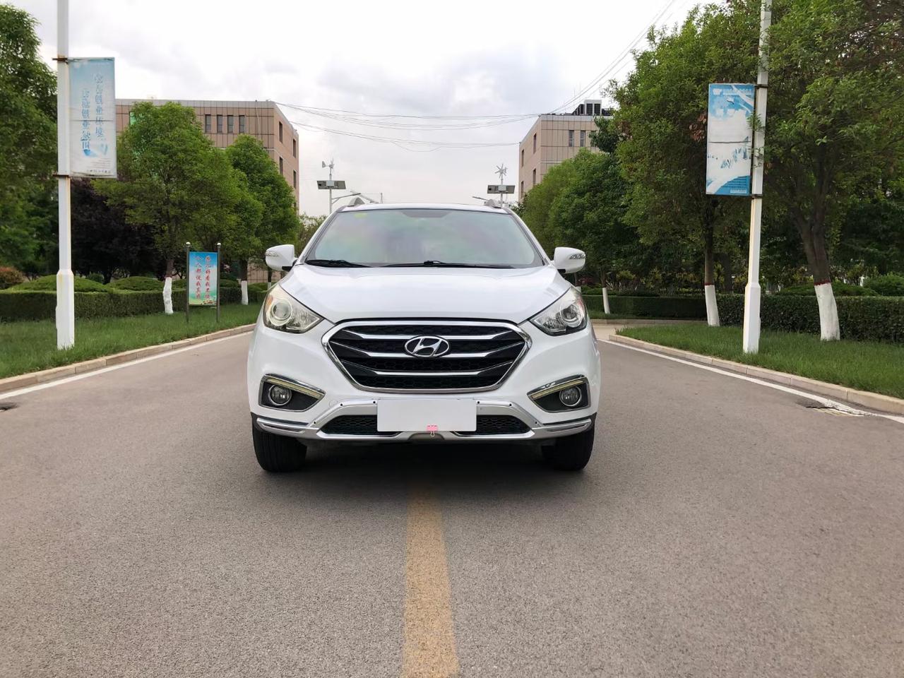 2013年现代ix35 2013款 2.0l自动两驱舒适型g