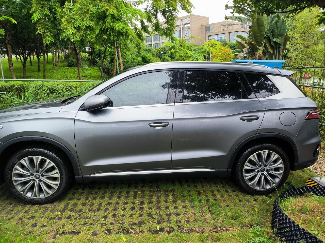 4s送的贴膜前浅后深的效果