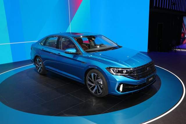 大幅加长+“奔驰式”怀挡，大众下一代速腾曝光！