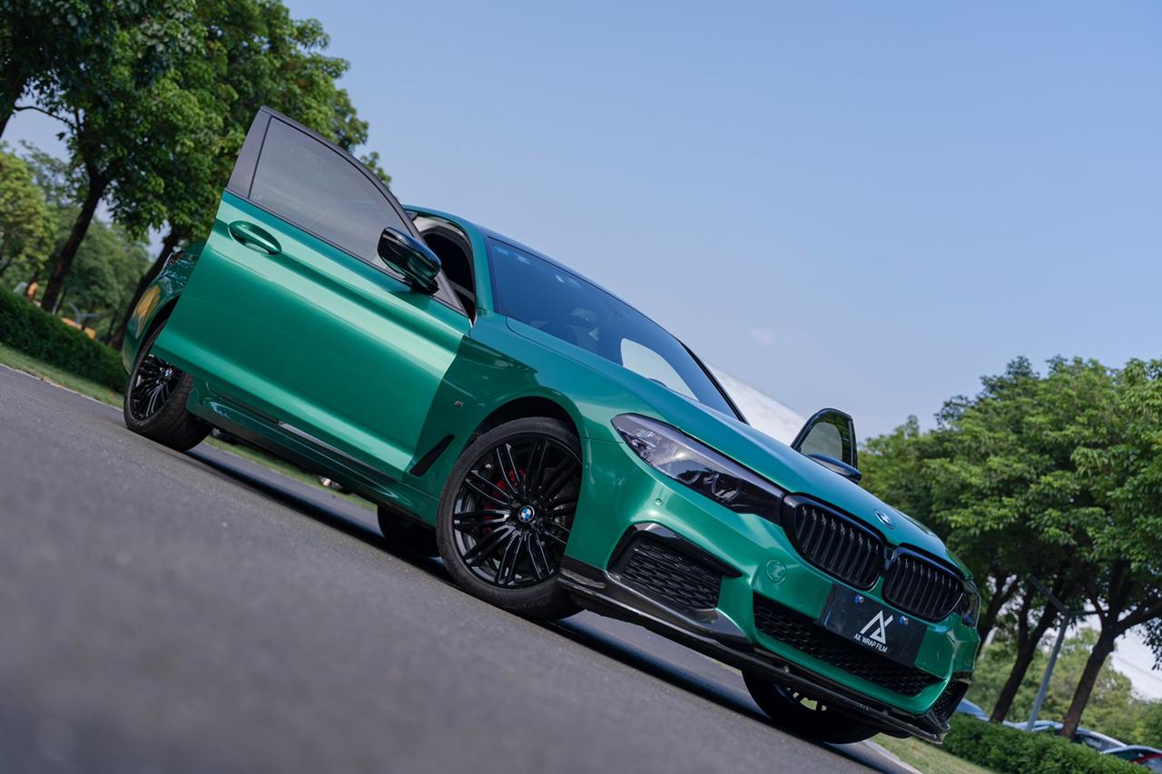 宝马5系改色曼岛绿
