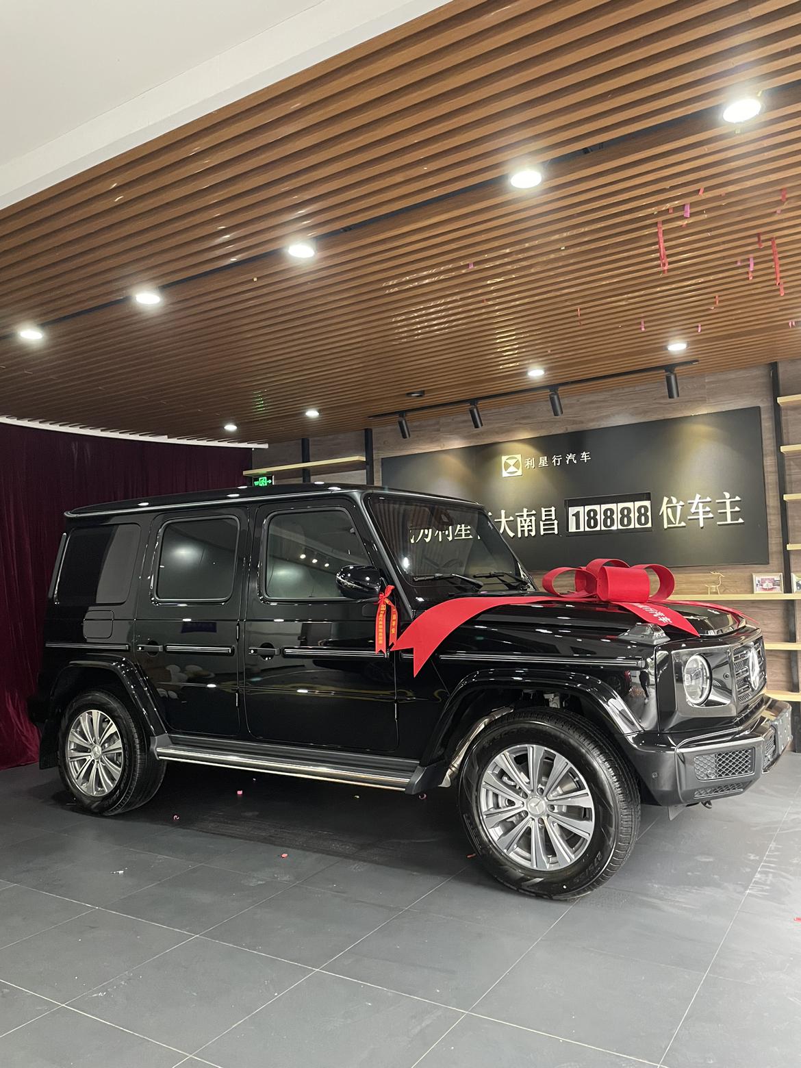 黑色g350提车了_奔驰g级车友圈_懂车帝