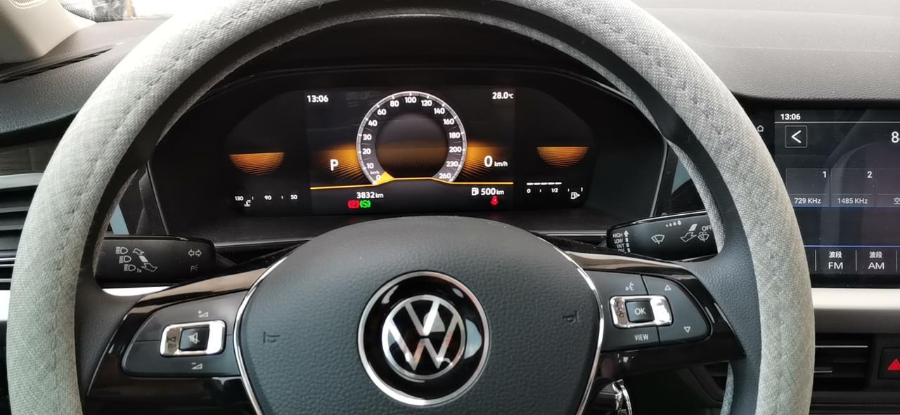 5郎逸,最近仪表盘怎么显成这个样子,有知道的吗?我