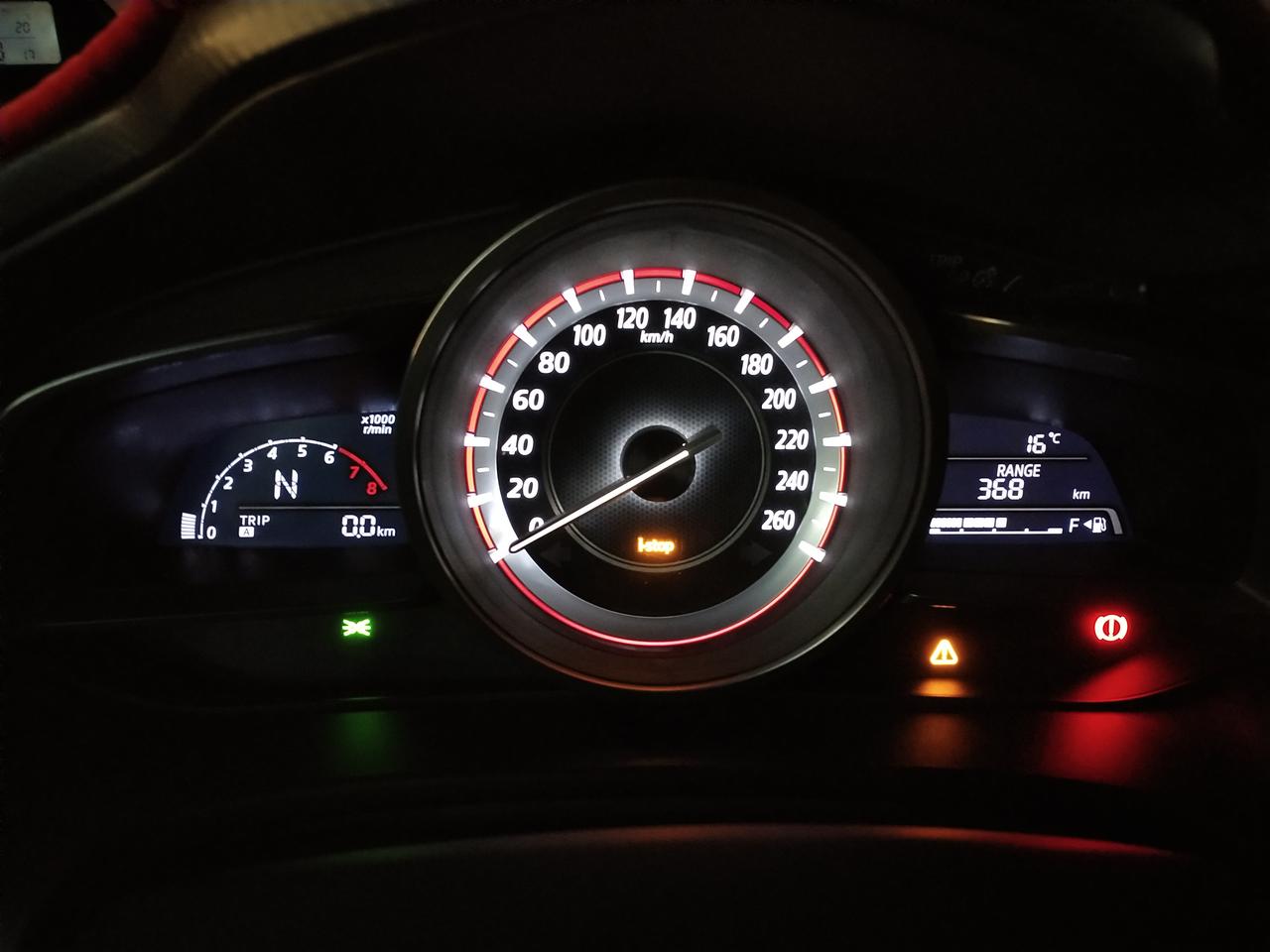 昂克赛拉自动启停灯一直闪烁和三角形黄色感叹号一直亮是什么原因