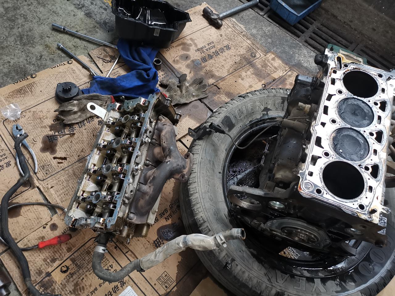 烧机油,不是在修车就是在修车路上,换过很多东西,去年发动机都换了