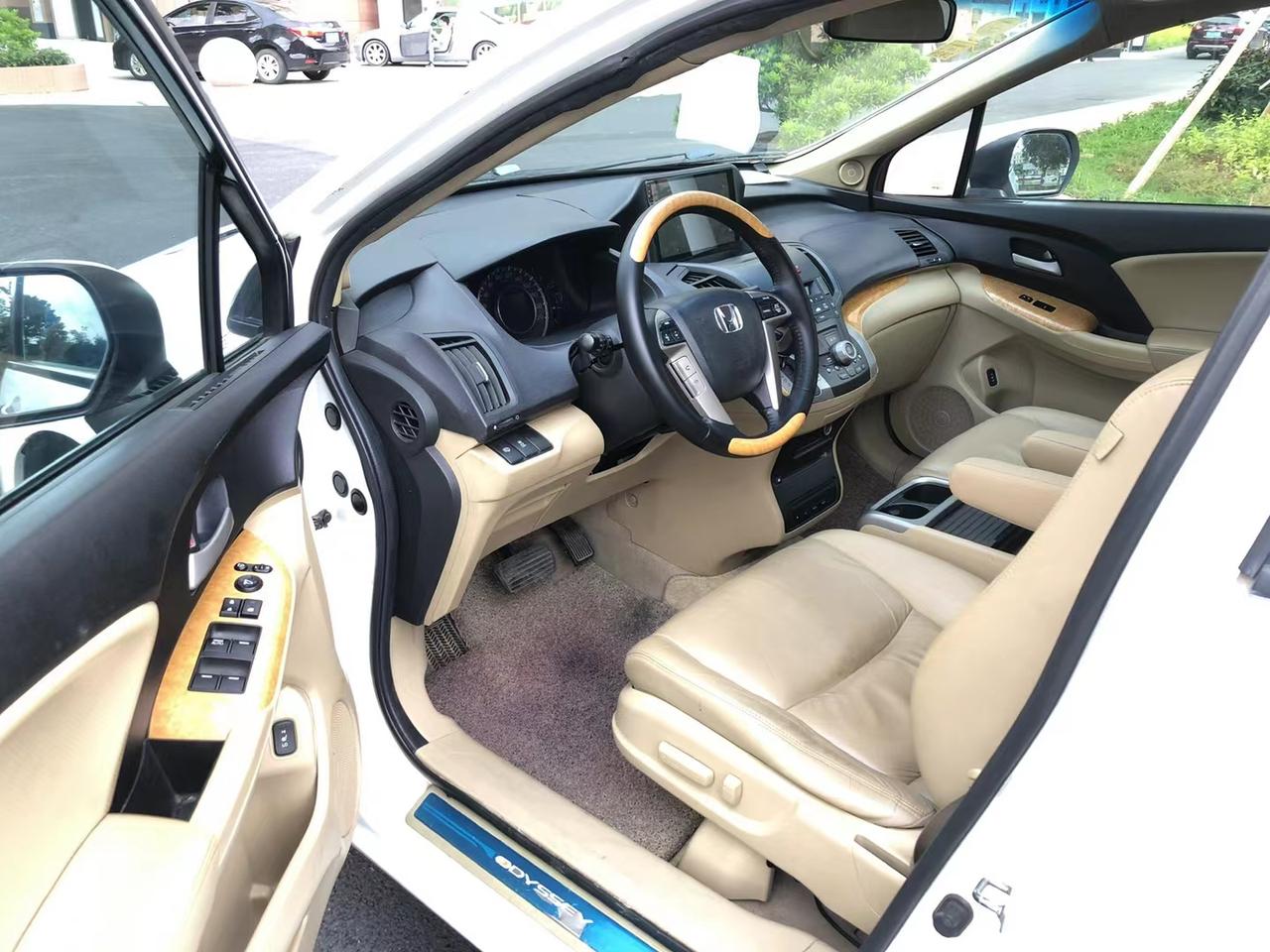 88w刚到店12款 本田奥德赛2.4l 劲秀版 全车