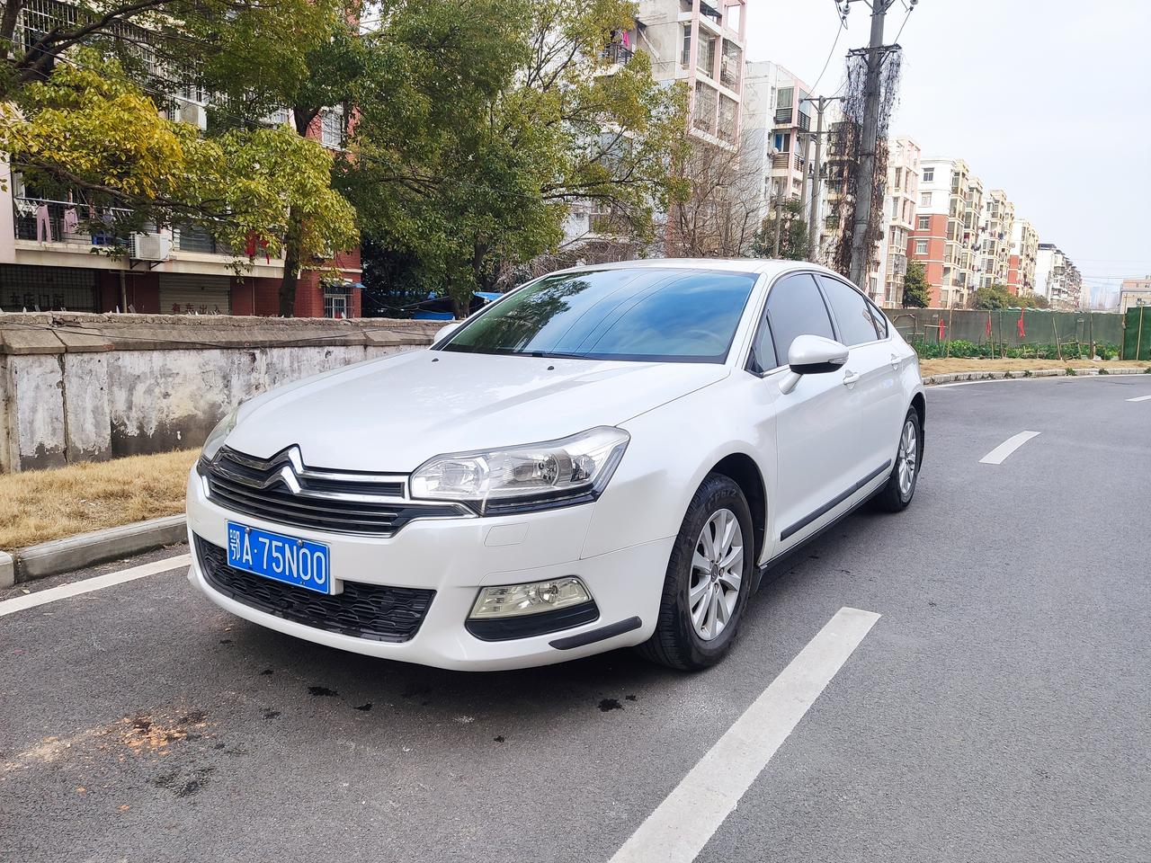 手动挡2.0的c5 有喜欢的吗_雪铁龙c5车友圈_懂车帝