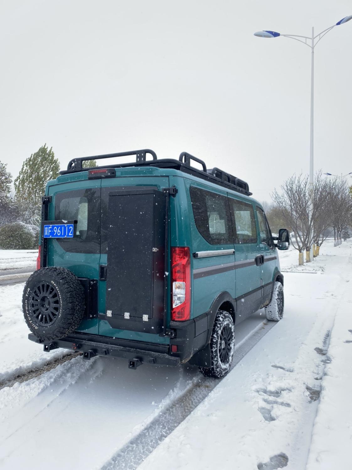 四驱依维柯_依维柯欧胜车友圈_依维柯711_懂车帝