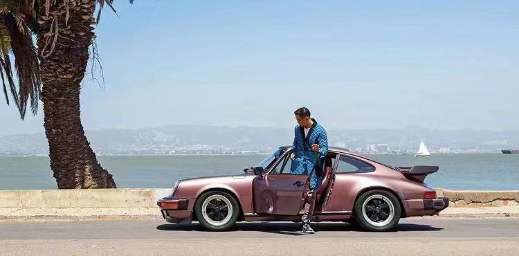 吴彦祖珍爱的两辆保时捷:自己的911 gt3 touring