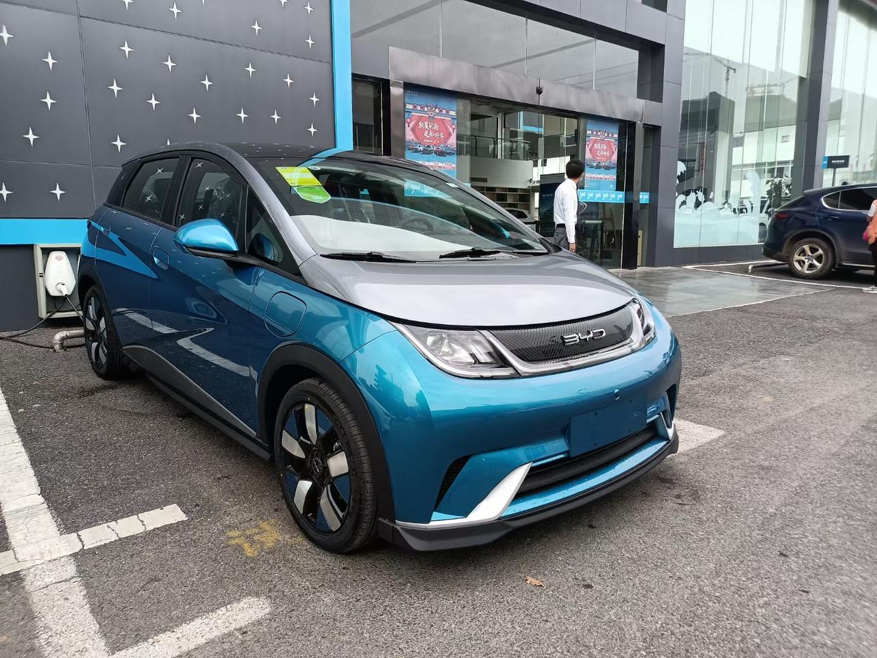 比亚迪海豚骑士版实车到啦