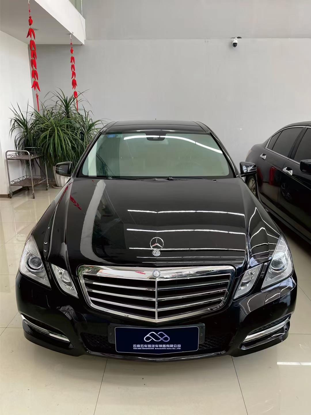 12年奔驰e260l时尚型